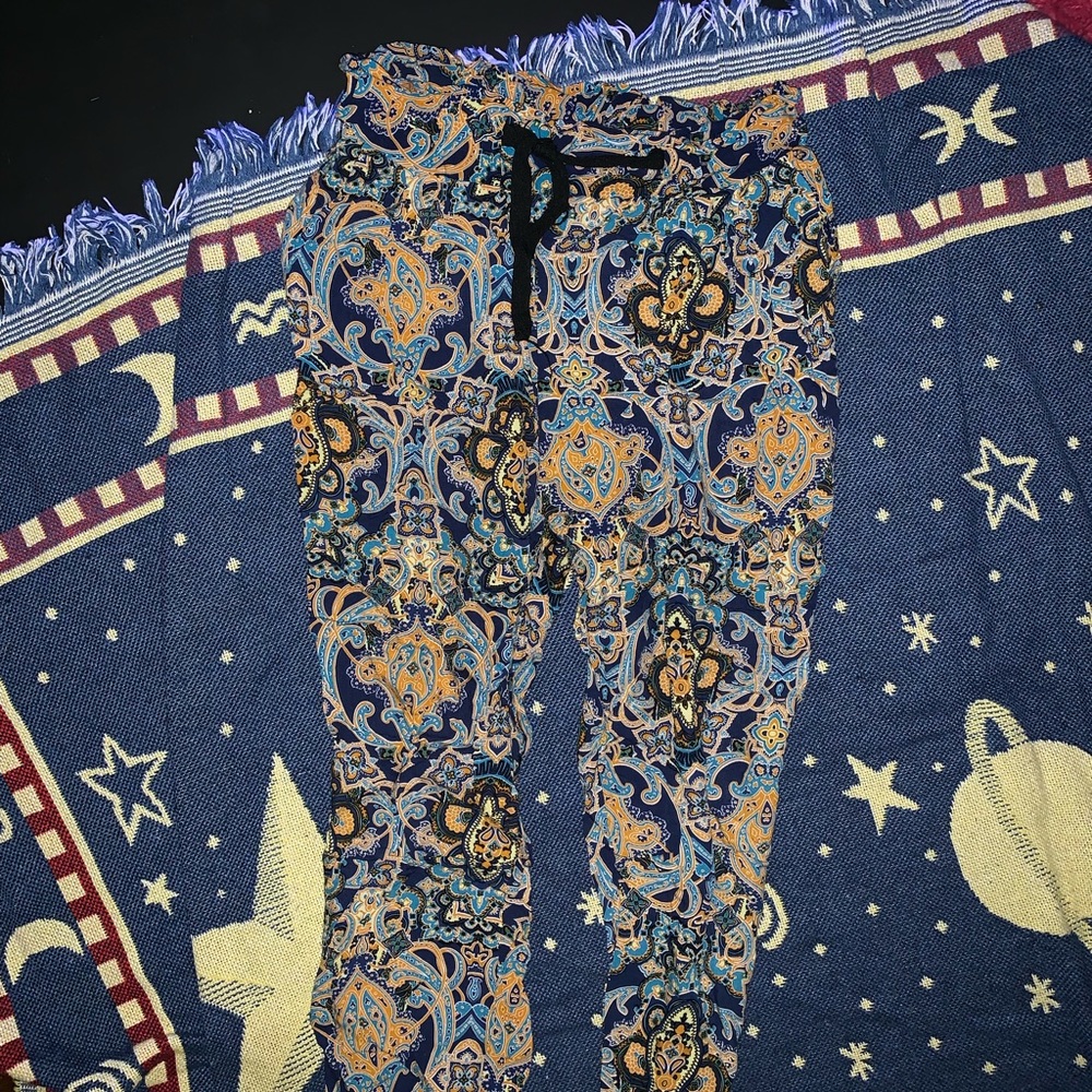 Yellow & blue pattern soft pants